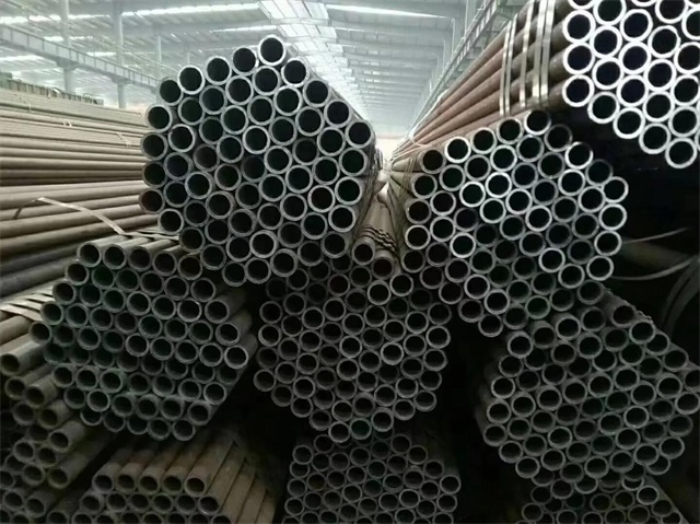 昌吉20#石油裂化用无缝钢管
